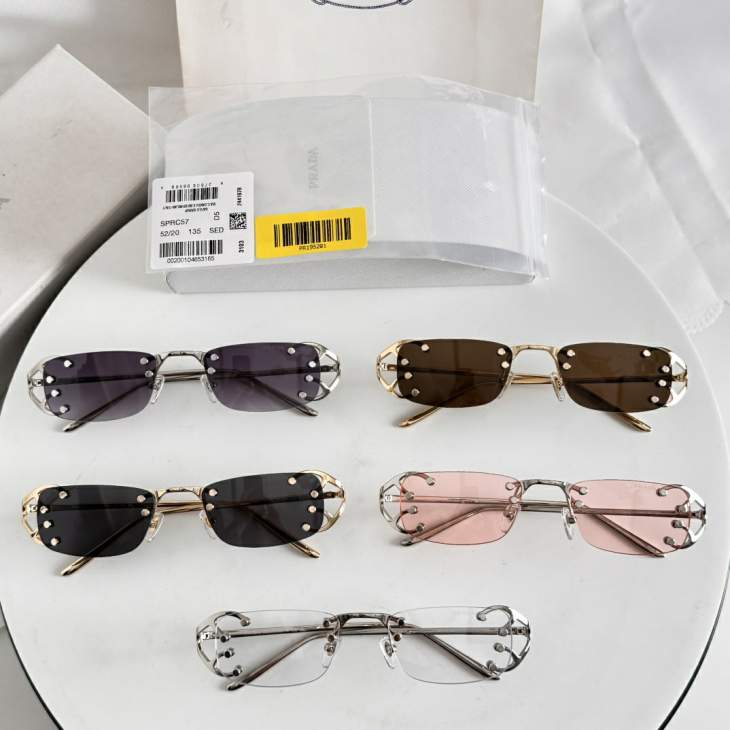 Picture of Prada Sunglasses _SKUfw76772076fw